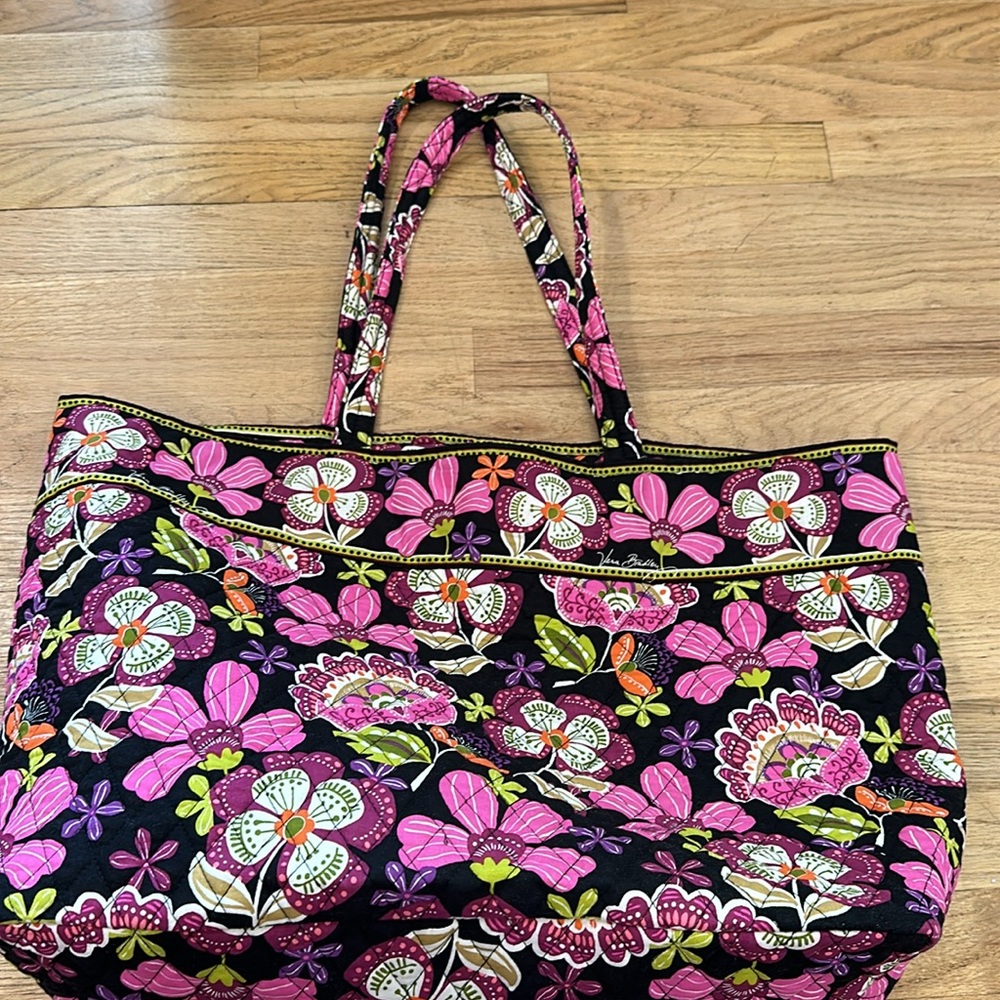 Vera Bradley tote
